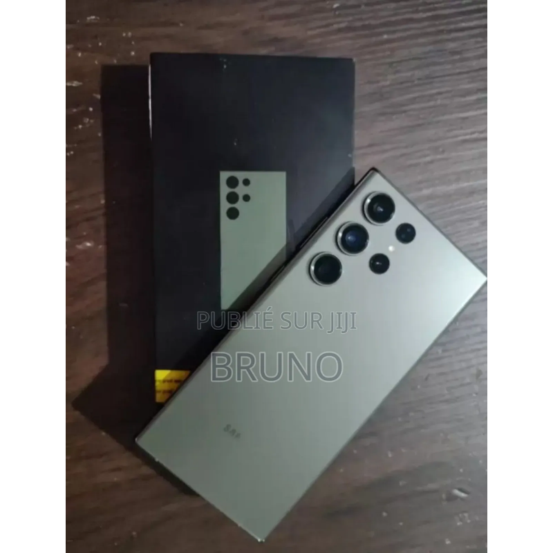 Neuf Samsung Galaxy S24 Ultra 1 TB Noir