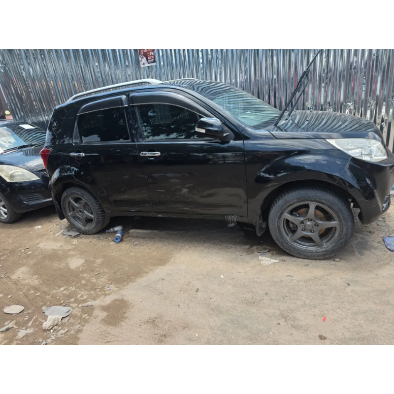 Toyota Rush 2014 Noir Mat