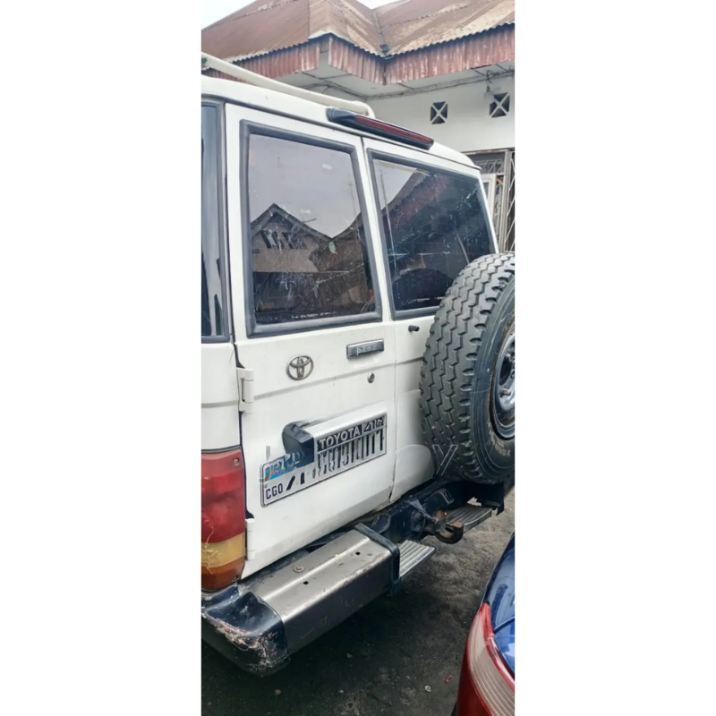 Toyota Land Cruiser 2007 Blanc