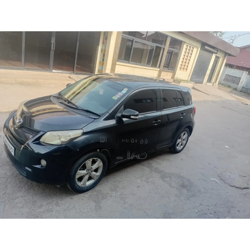 Toyota IST 2020 Noir