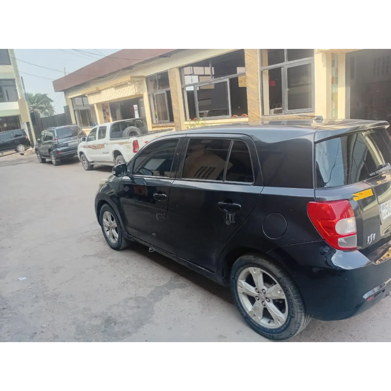 Toyota IST 2020 Noir