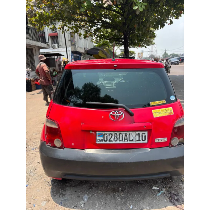 Toyota IST 2010 Rouge