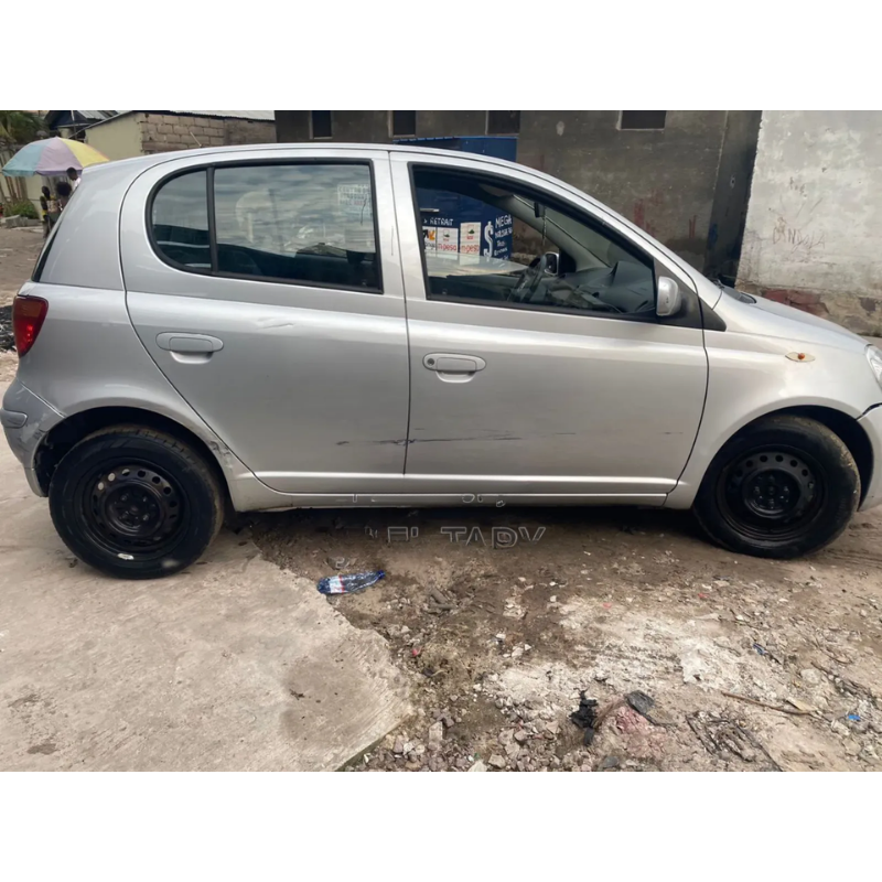 Toyota Yaris 2010 Gris