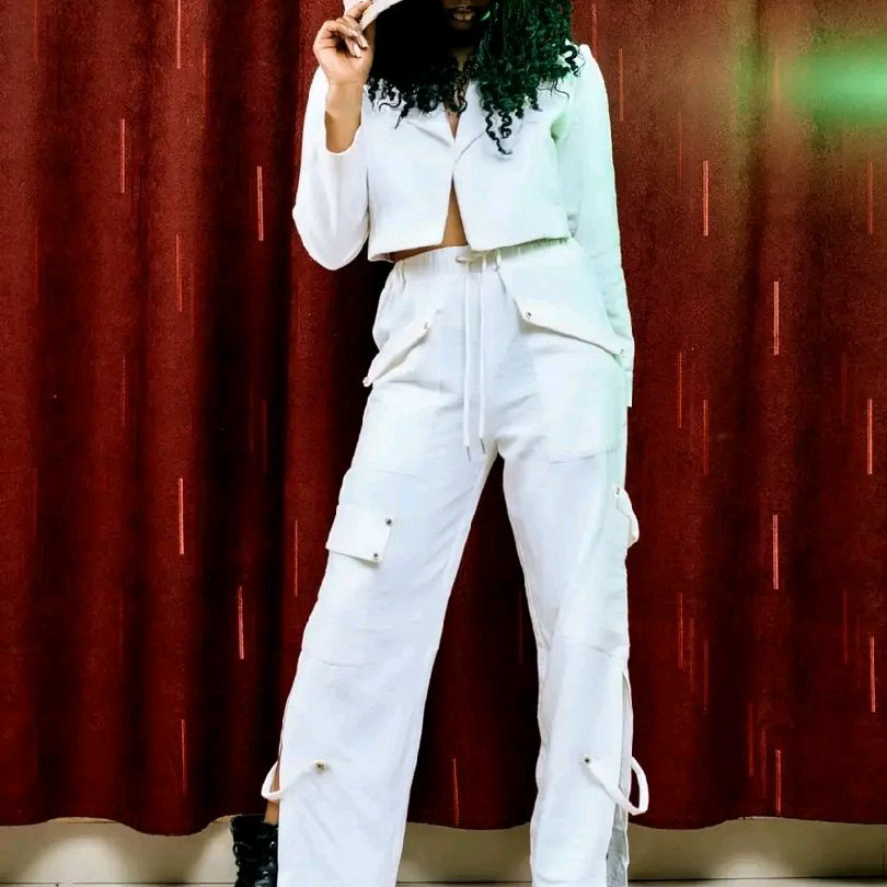 ensemble pantalon et veston féminin 